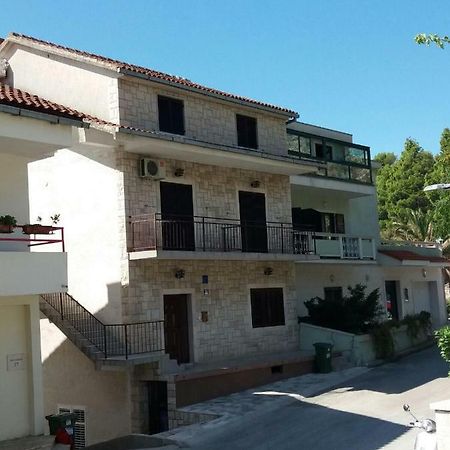 Apartmani Ivona Podgora Exterior foto